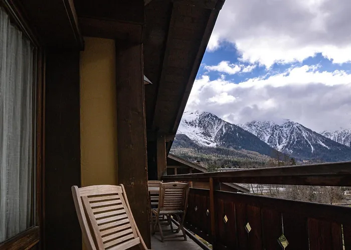 Capucin - A 3 Bedroom Mountain Loft Appartement *