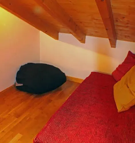 Appartement Capucin - A 3 Bedroom Mountain Loft Chamonix