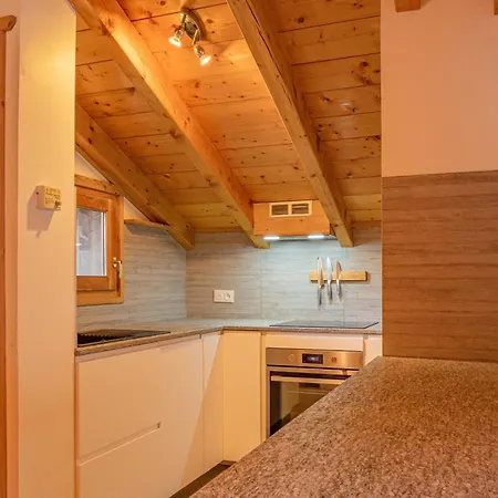 דירה Capucin - A 3 Bedroom Mountain Loft