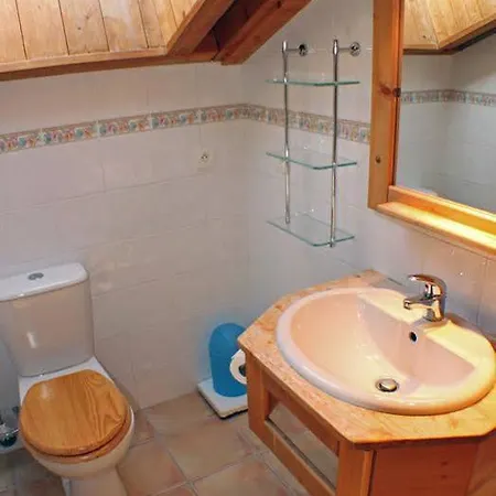 Capucin - A 3 Bedroom Mountain Loft דירה שאמוני